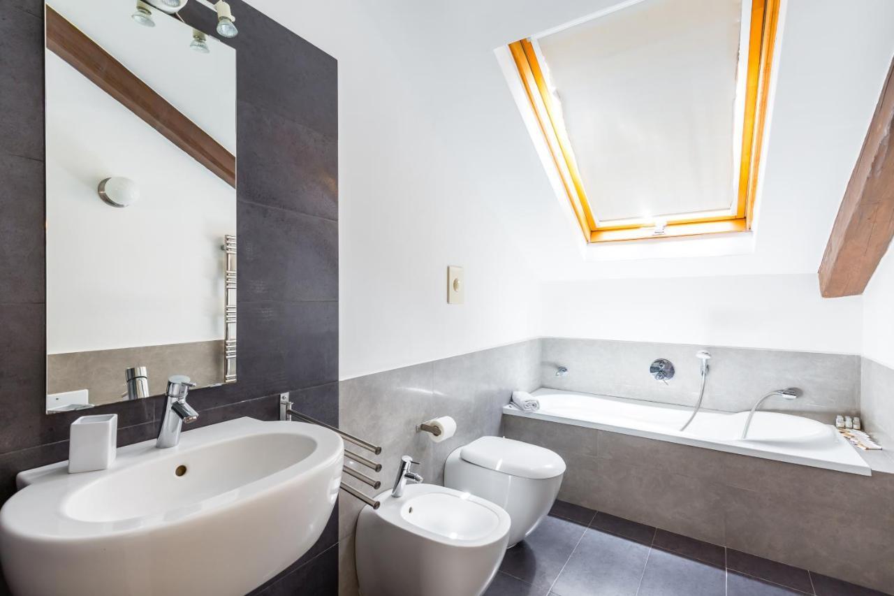 Attico Al Duomo By Napoliapartments Eksteriør billede